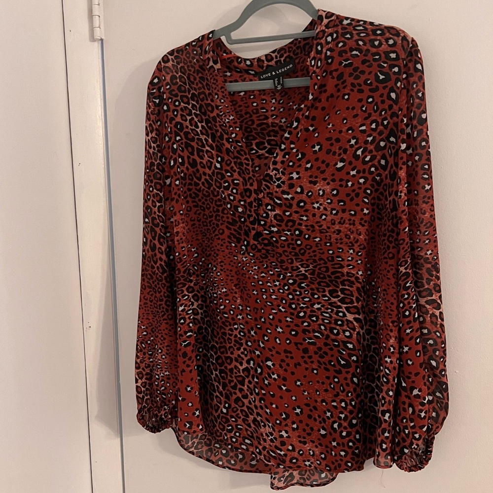 Red and Leopard? Cute combo!